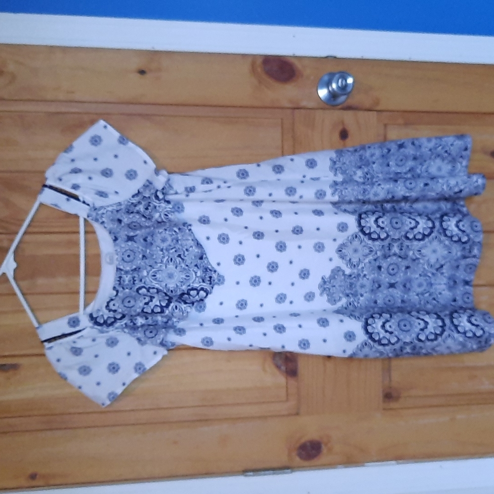 Wonder nation size XL/Xg (14/16) BLUE AND WHITE DRESS